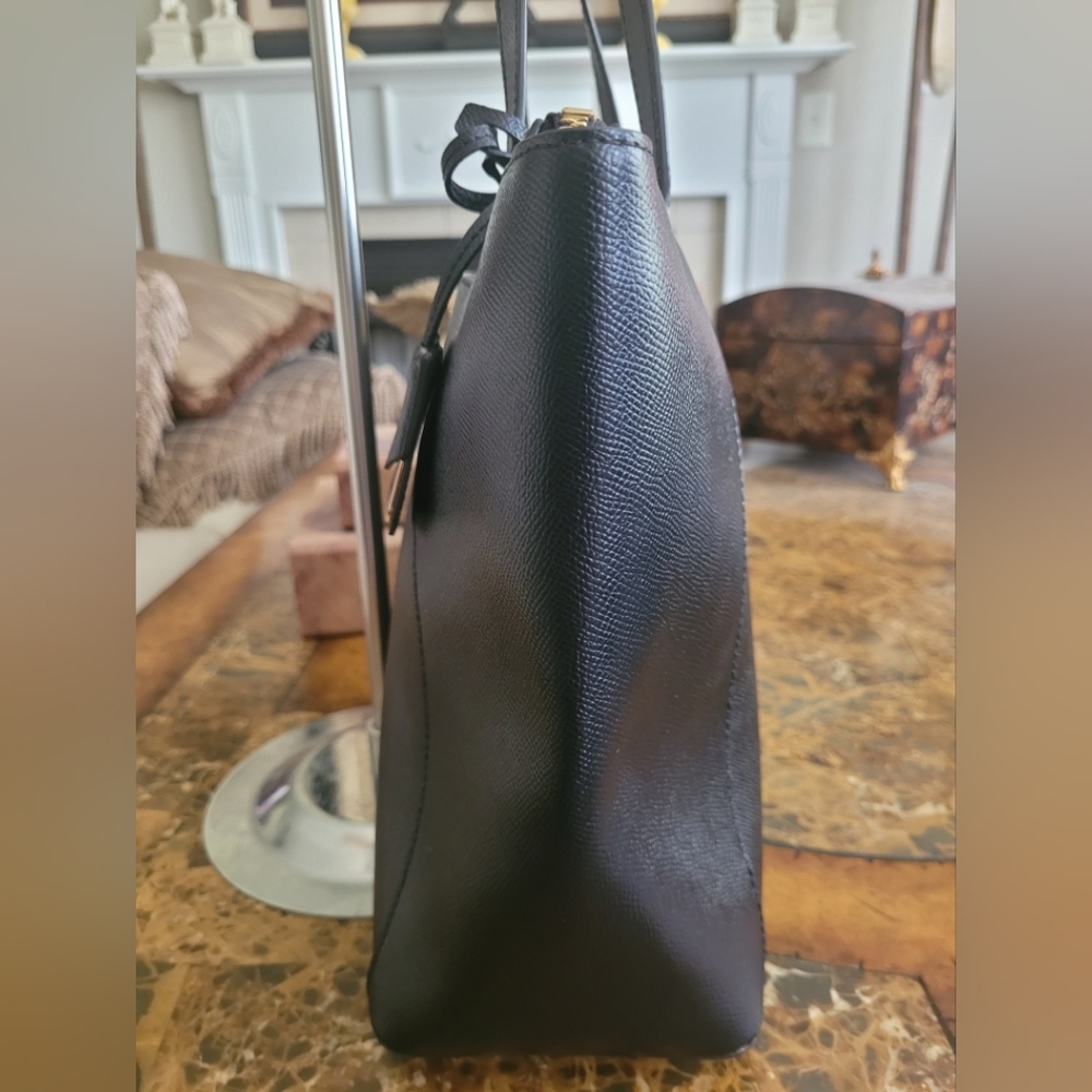 Michael Kors Black Tote Bag - Picture 3 of 8